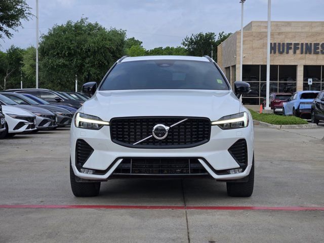 Used 2023 Volvo XC60 B5 Ultimate w/ Protection Package Premier image 2