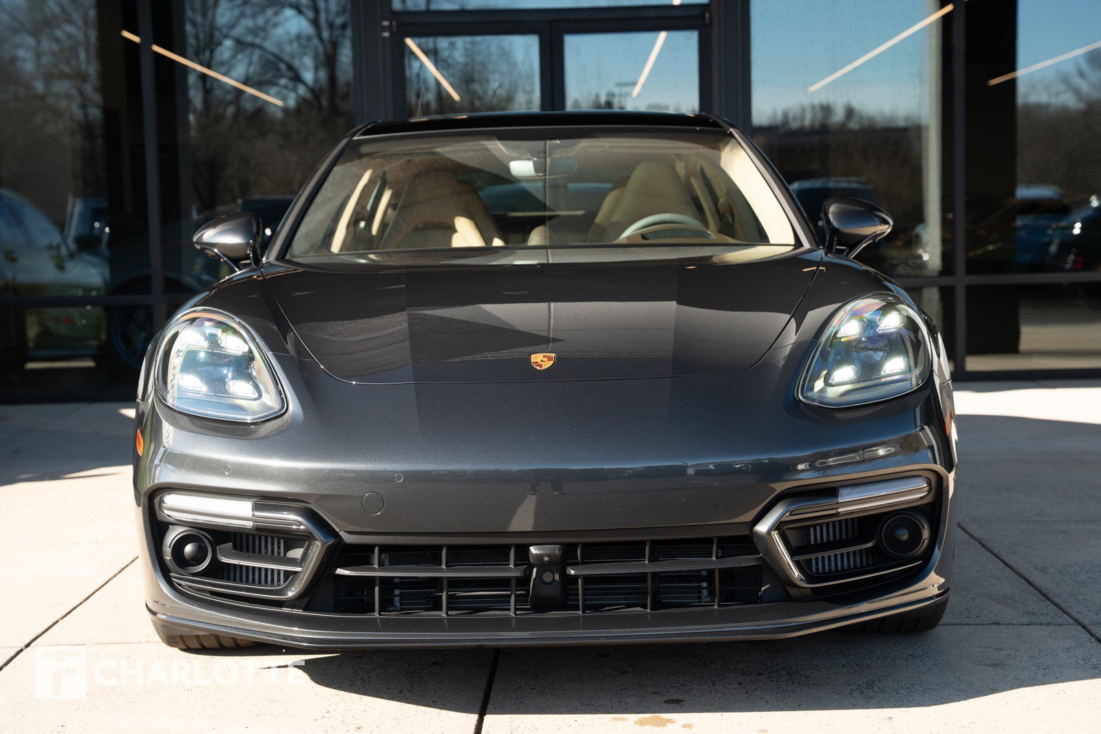 Used 2023 Porsche Panamera GTS image 4
