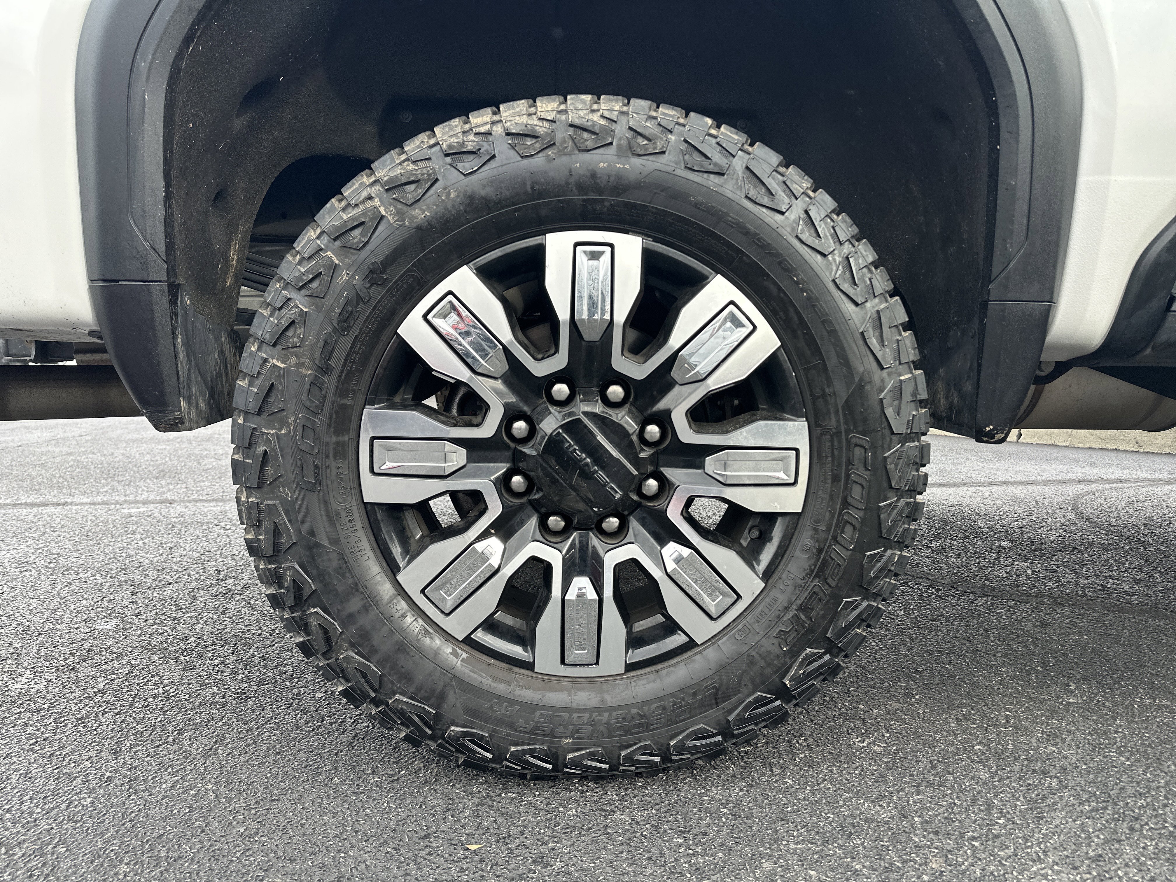 Certified 2024 GMC Sierra 2500 Denali w/ Denali Reserve Package image 34