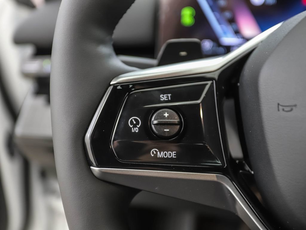 Certified 2025 BMW 530i xDrive w/ Premium Package image 12