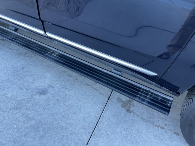 Used 2022 GMC Yukon XL Denali image 16