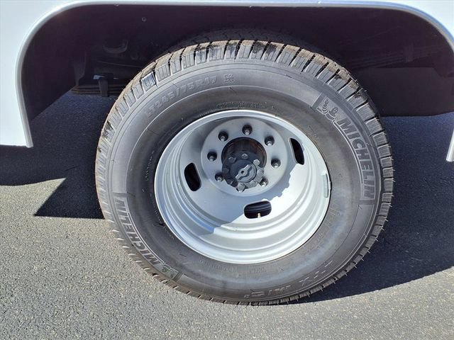 New 2024 Ford F350 XLT w/ XLT Value Package RWD image 6