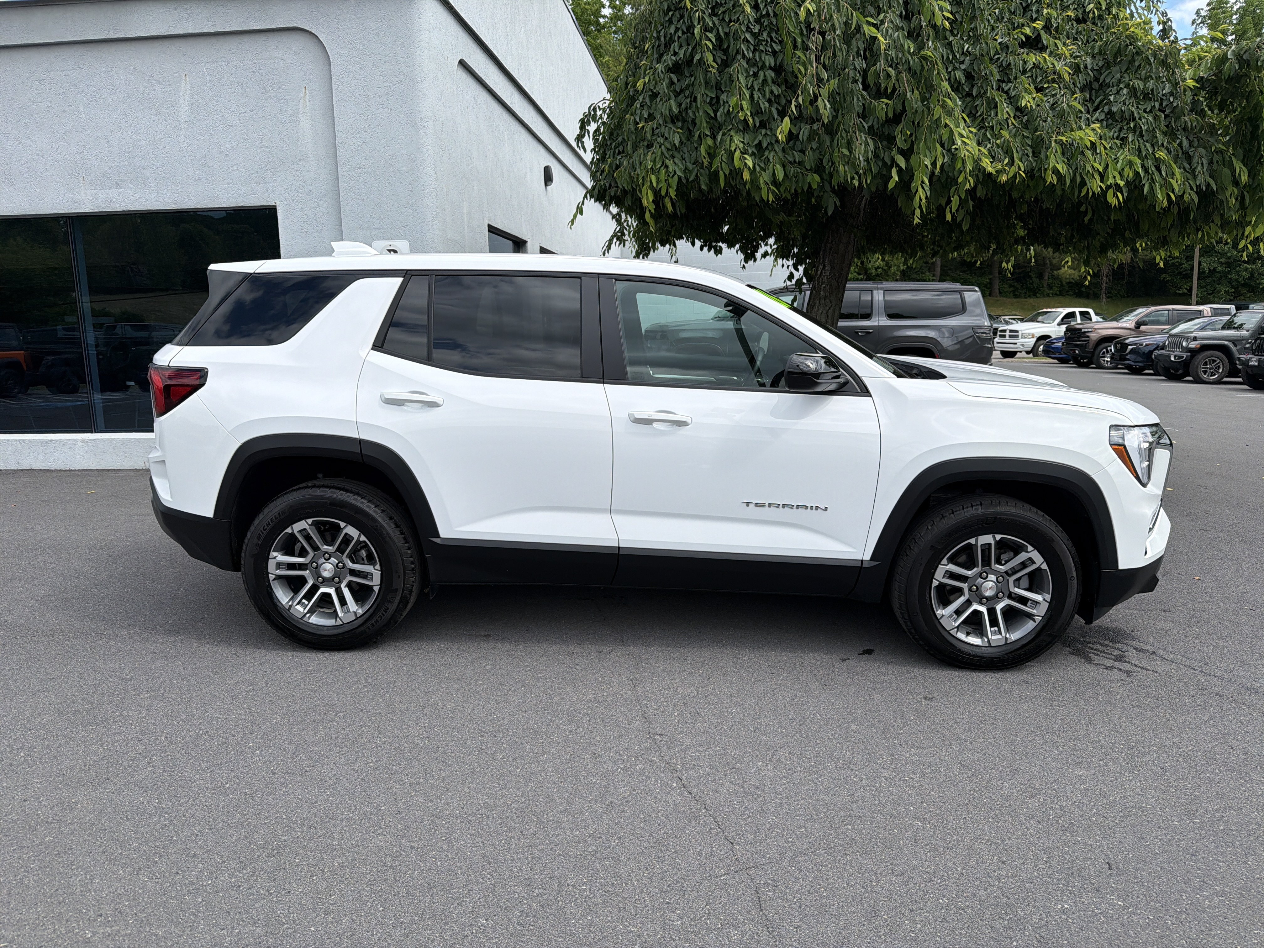 Used 2026 GMC Terrain Elevation AWD/4WD image 2