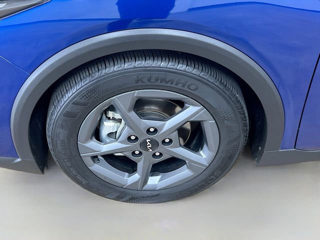Certified 2025 Kia K4 LXS image 28