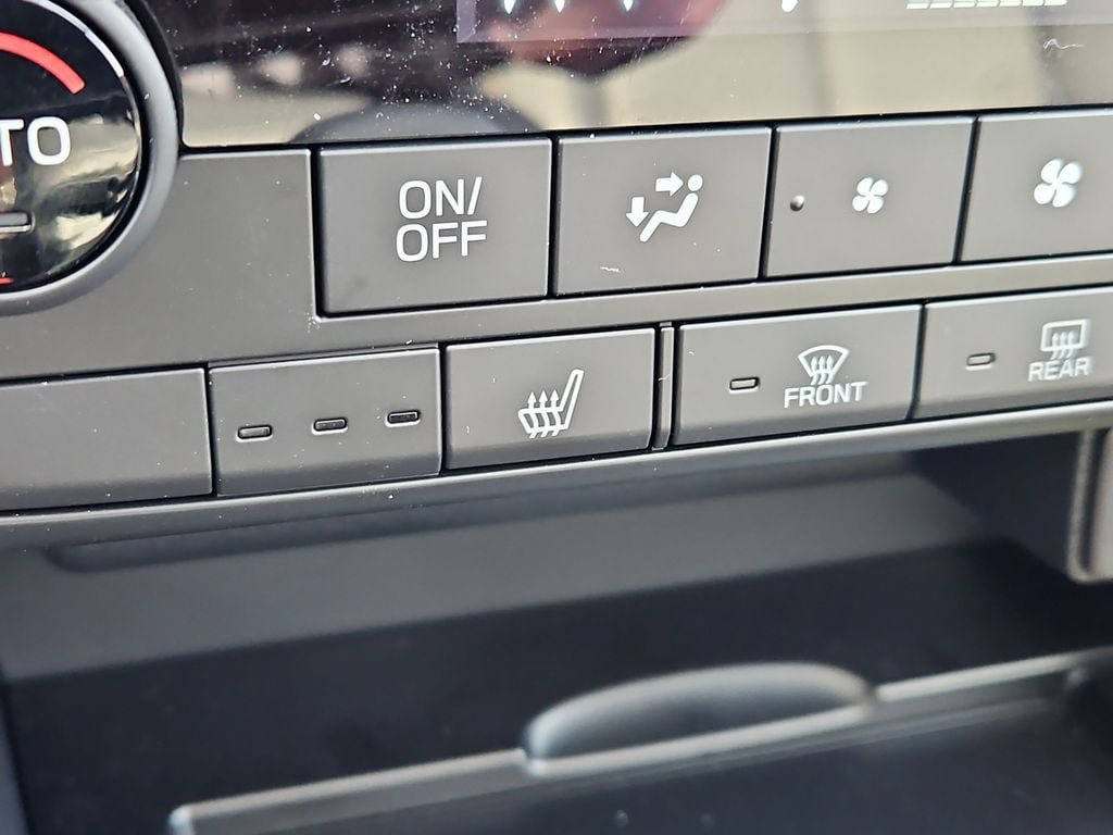 New 2026 Subaru Outback Limited AWD/4WD image 15