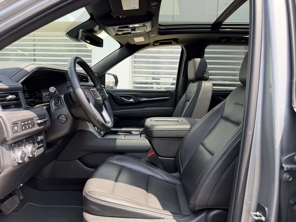 Used 2023 GMC Yukon XL Denali w/ Max Trailering Package AWD/4WD image 20