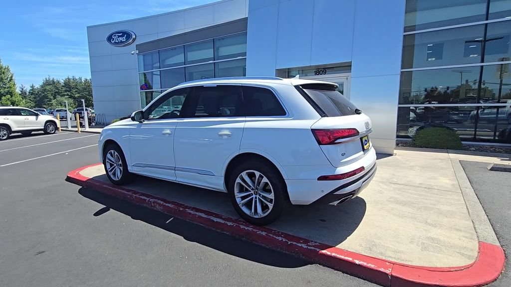 Used 2025 Audi Q7 3.0T Premium Plus AWD/4WD image 2
