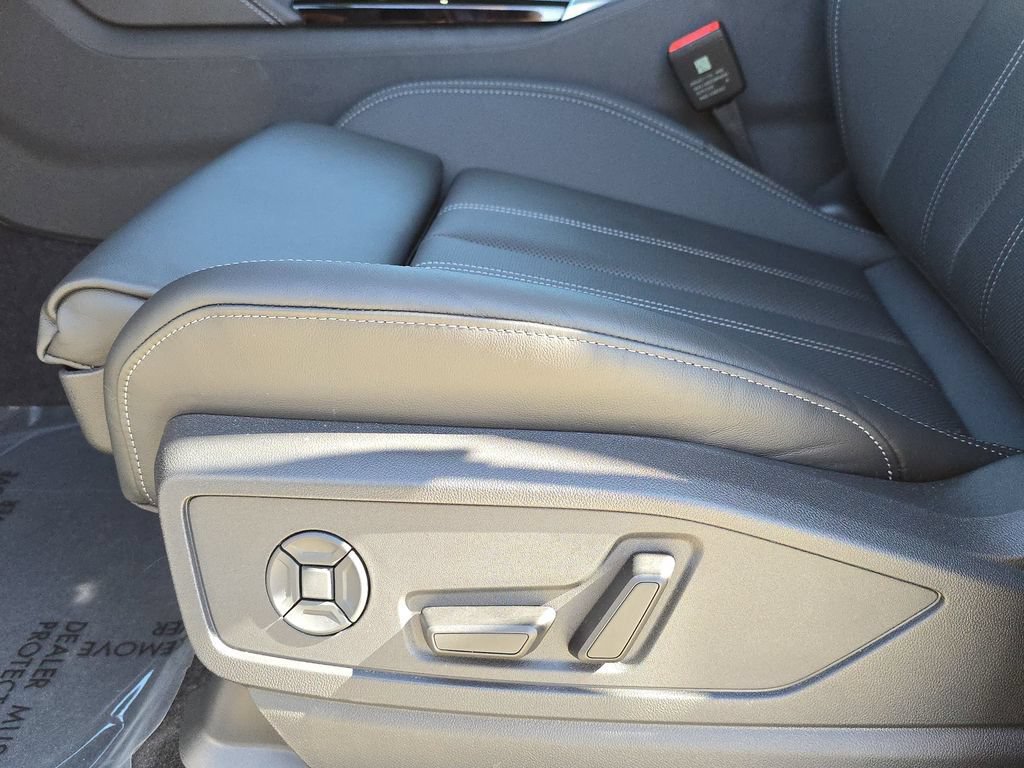Used 2025 Audi Q5 Premium Plus w/ Premium Plus AWD/4WD image 17