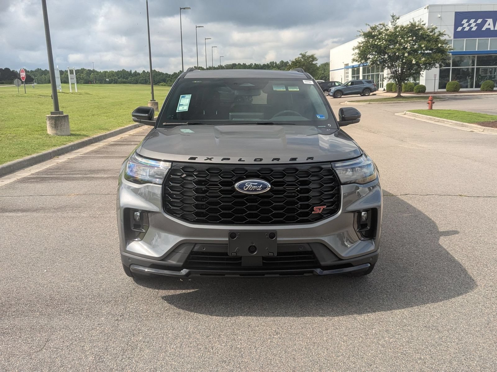 New 2026 Ford Explorer ST w/ Sun And Sound Package AWD/4WD image 8