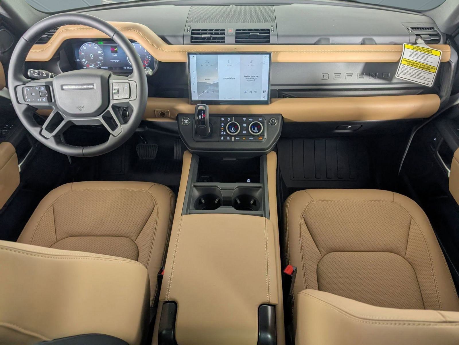 Used 2025 Land Rover Defender 110 S image 12