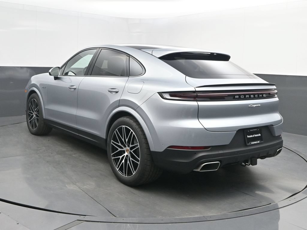 Certified 2026 Porsche Cayenne E-Hybrid Coupe AWD/4WD image 3