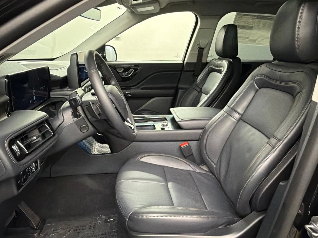 New 2026 Lincoln Aviator Reserve w/ Jet Appearance Package AWD/4WD image 28