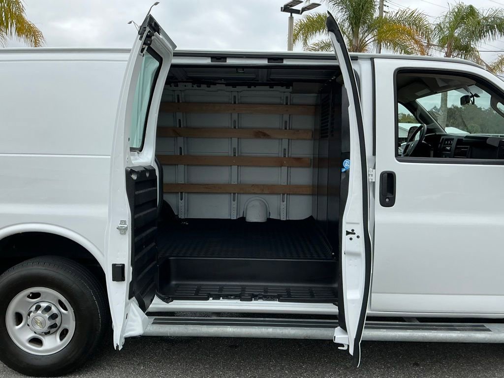 Used 2024 Chevrolet Express 2500 w/ Driver Convenience Package image 19