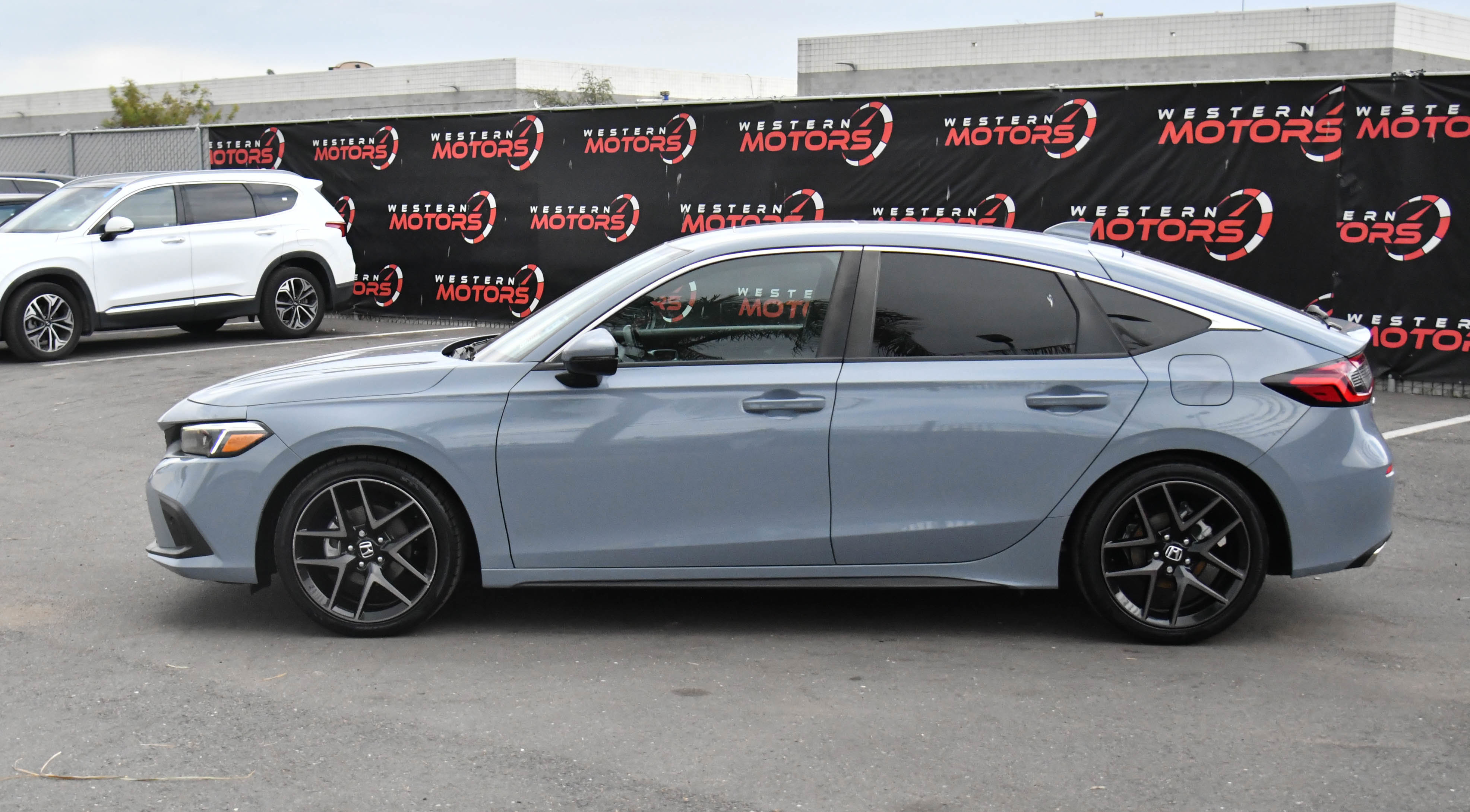 Used 2024 Honda Civic Sport Touring image 4