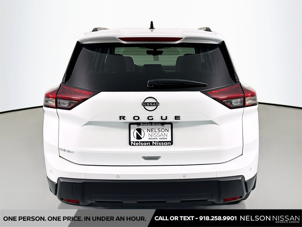 New 2026 Nissan Rogue Dark Armor FWD image 6