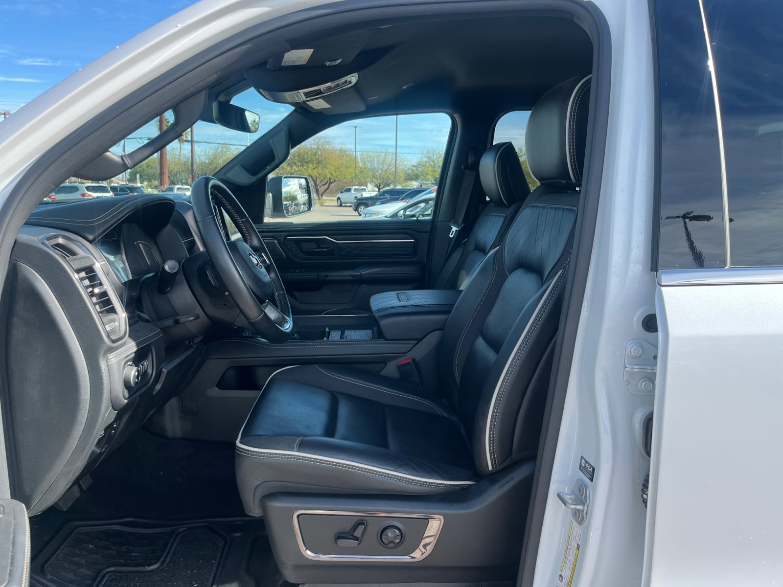 Used 2025 RAM 1500 Limited image 14