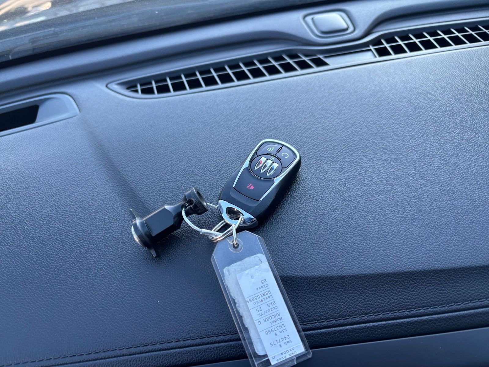 Used 2025 Buick Encore GX Preferred image 21