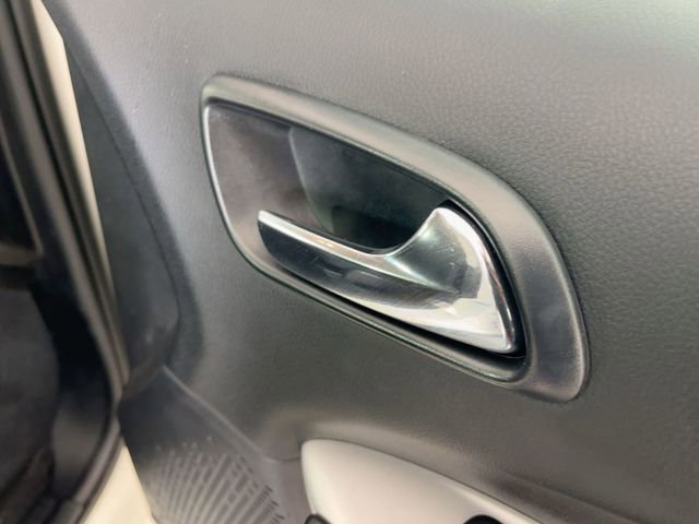 Used 2019 Dodge Journey SE image 26