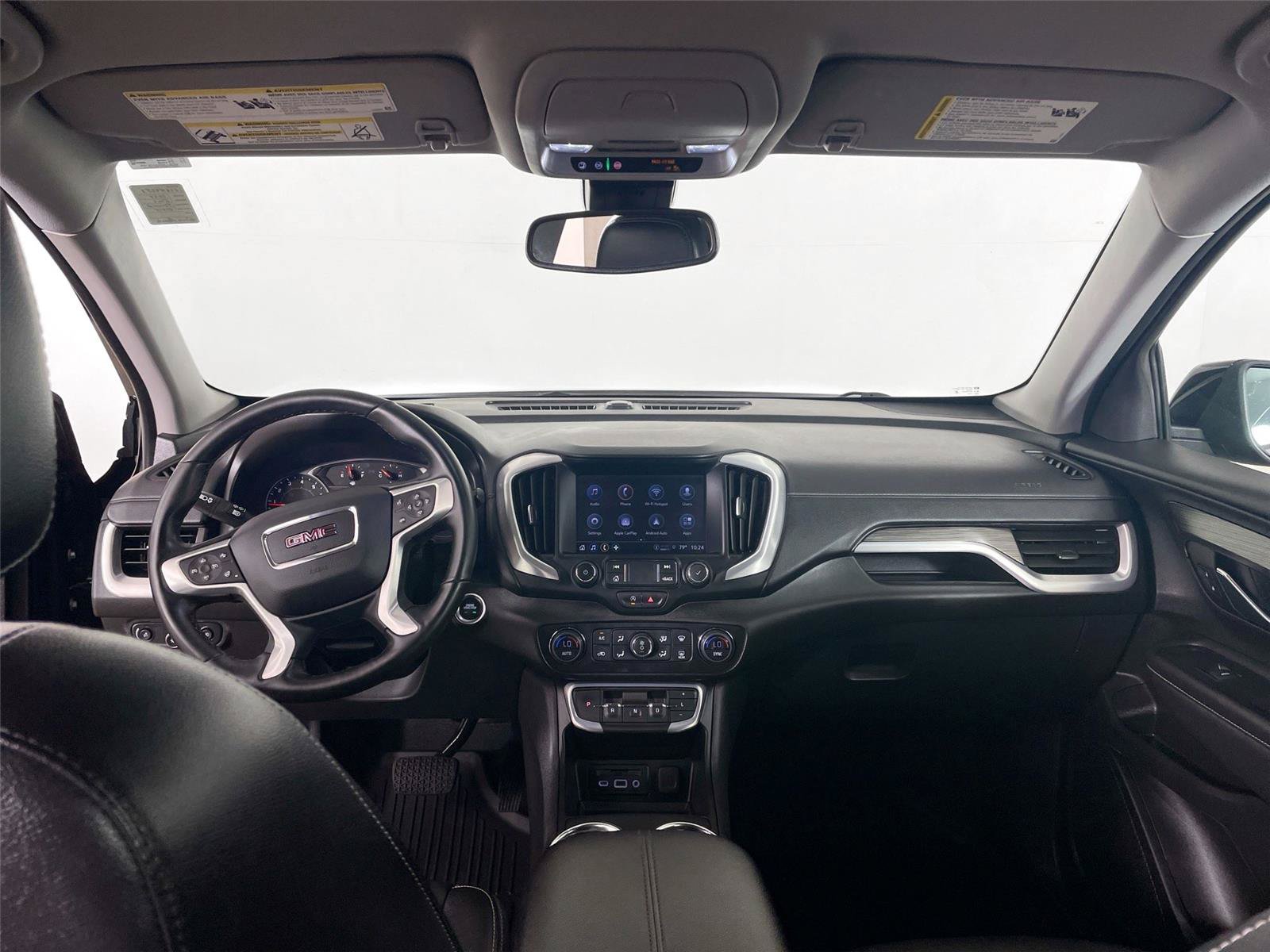 Used 2024 GMC Terrain SLT AWD/4WD image 29
