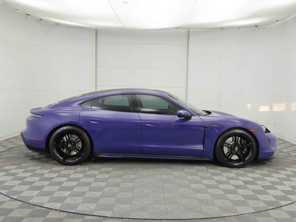 Used 2022 Porsche Taycan 4S image 4