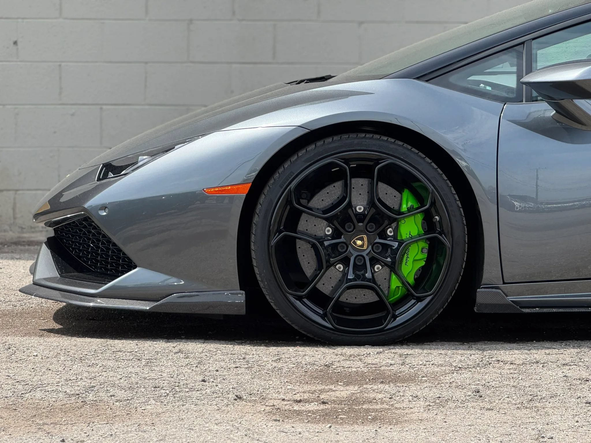 Used 2017 Lamborghini Huracan LP 610-4 AWD/4WD image 8