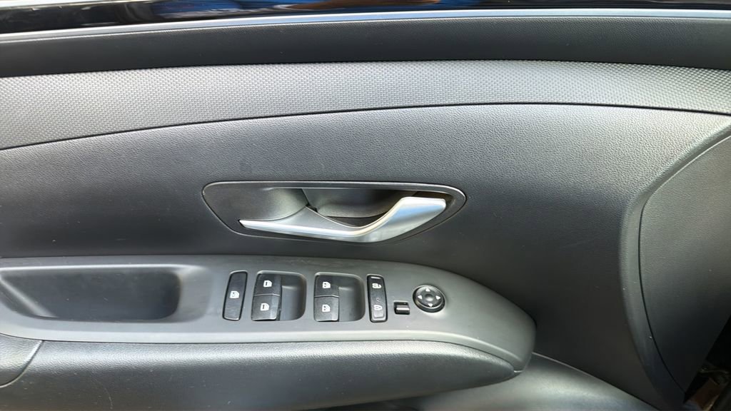 Used 2023 Hyundai Tucson SEL FWD image 23