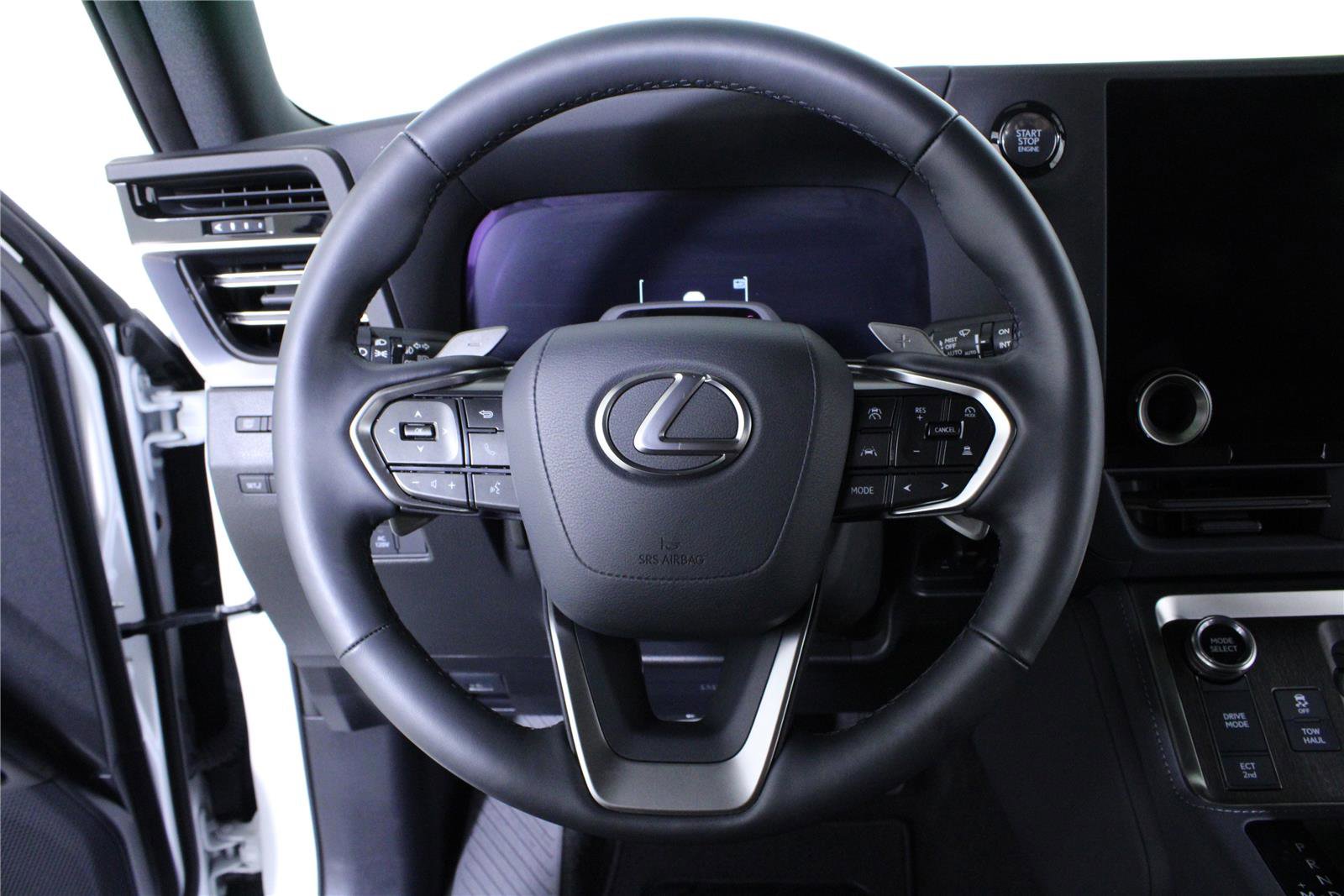 Used 2024 Lexus GX 550 w/ Accessory Package (Z1) AWD/4WD image 22