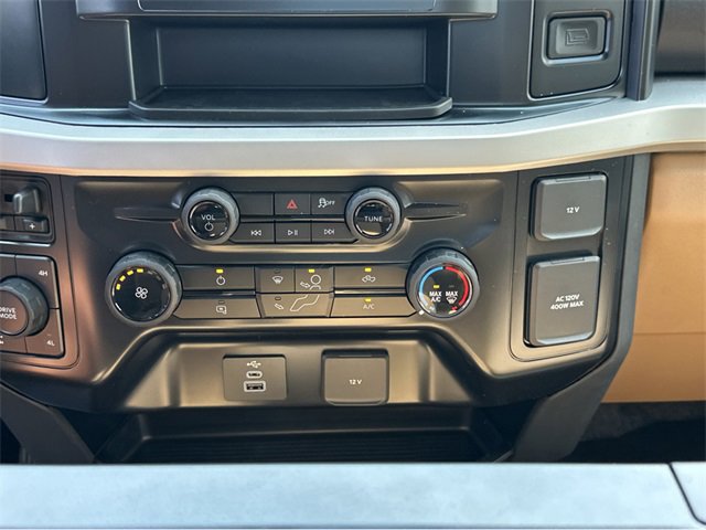 New 2025 Ford F250 XLT image 19