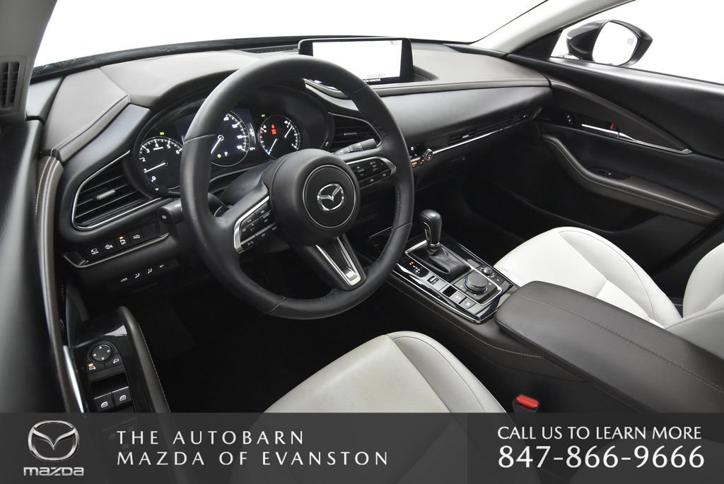 Used 2025 MAZDA CX-30 2.5 Turbo w/ Premium Plus Pkg image 29