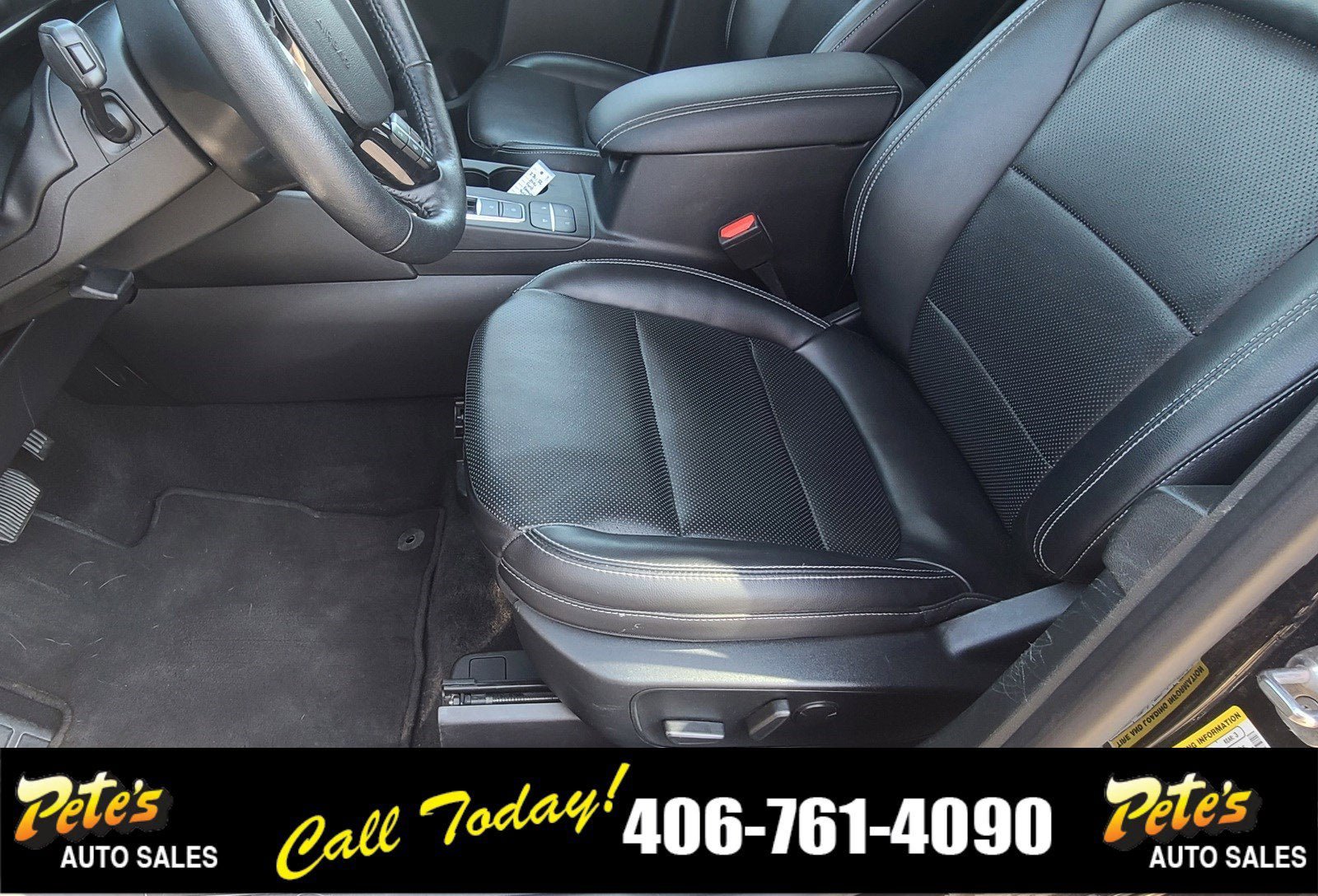 Used 2021 Ford Escape Titanium AWD/4WD image 20