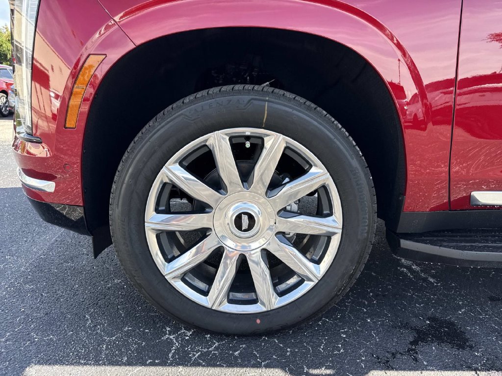 New 2026 Cadillac Escalade ESV 2WD w/ LPO, Floor Liner Package image 10