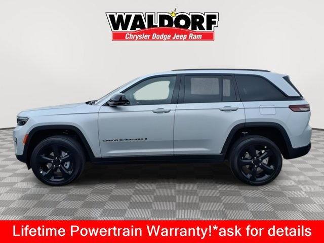 New 2025 Jeep Grand Cherokee 4WD image 6
