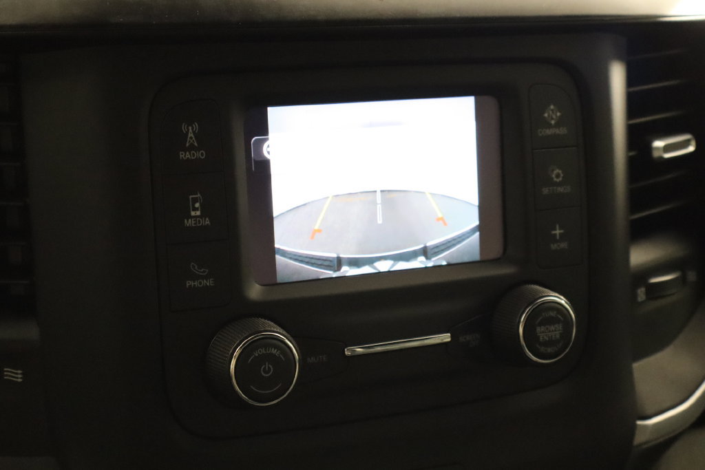 Used 2022 RAM 1500 Big Horn AWD/4WD image 32