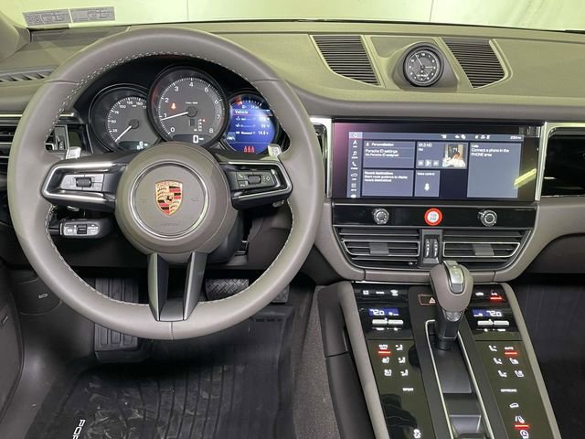 New 2026 Porsche Macan image 27
