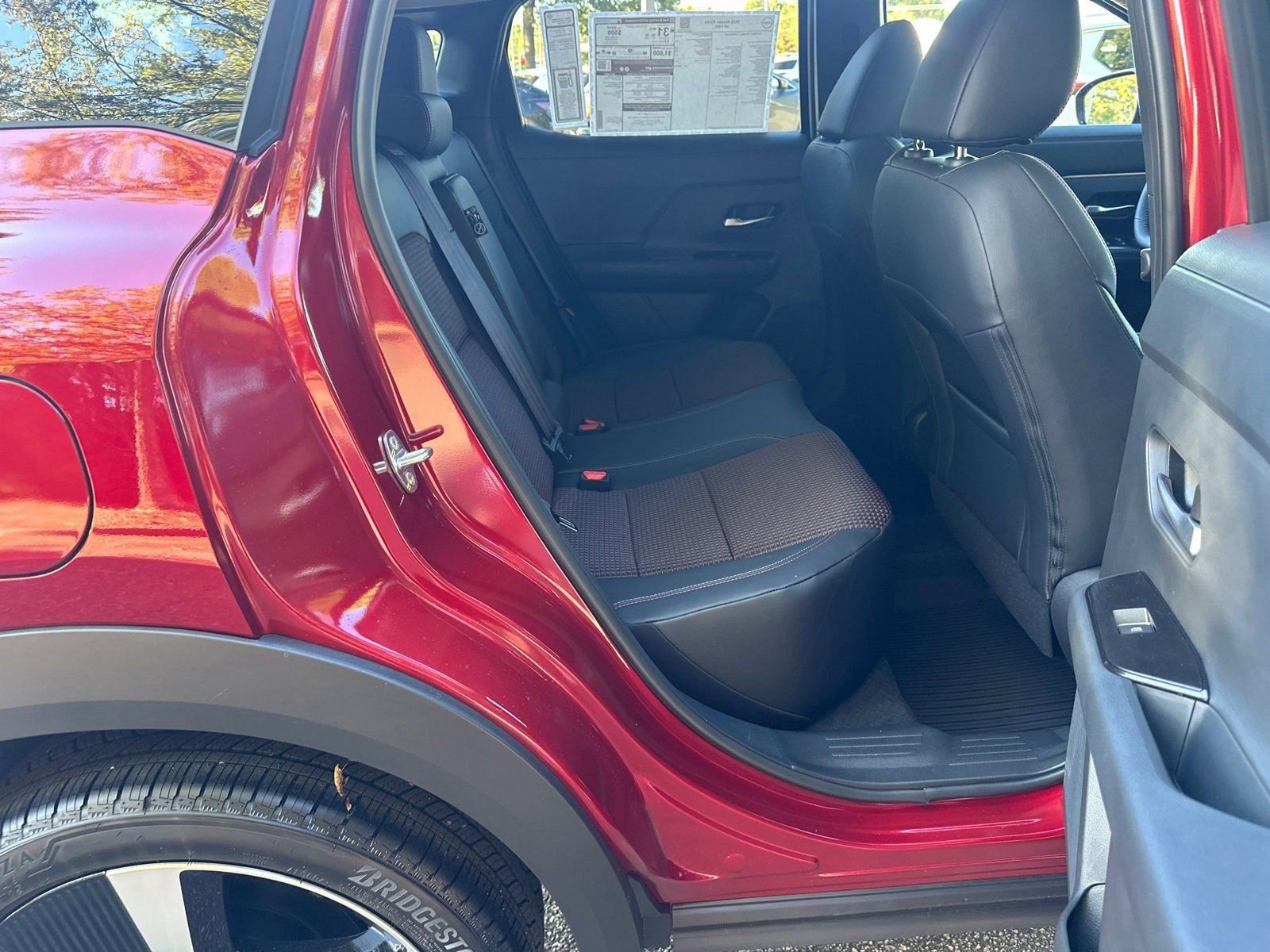 New 2026 Nissan Kicks SR w/ Cold Weather Package FWD image 15