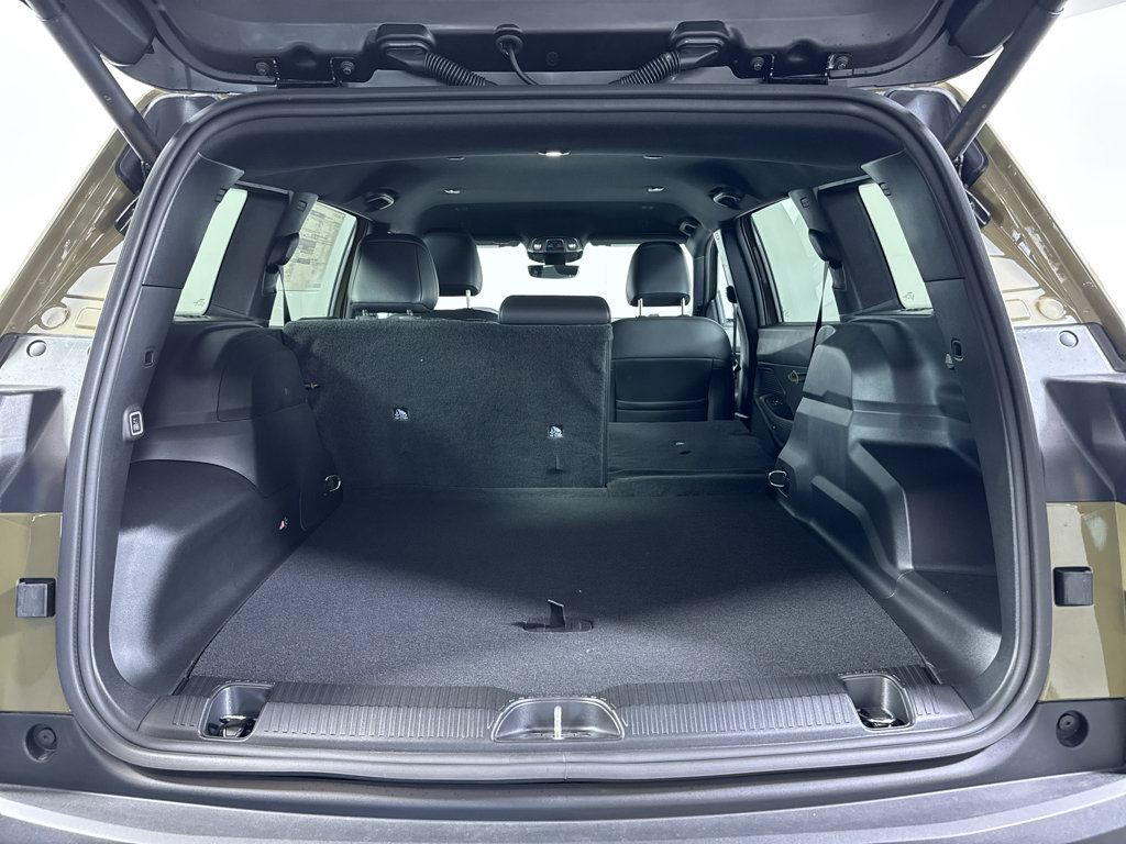 New 2026 Jeep Cherokee Limited AWD/4WD image 9