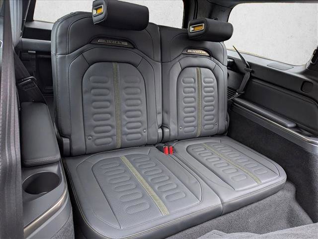 Used 2024 Rivian R1S Adventure image 20