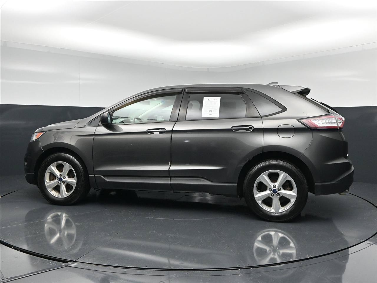Used 2016 Ford Edge SE AWD/4WD image 8