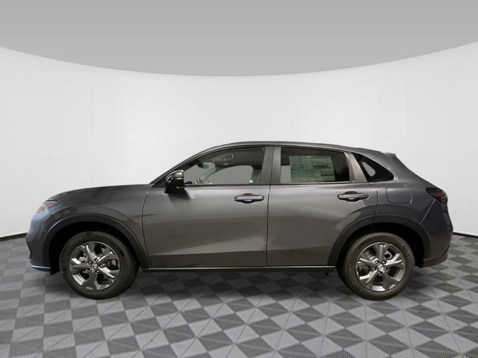 New 2027 Honda HR-V LX image 3