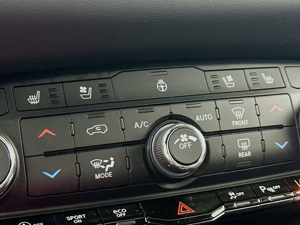 Certified 2025 Dodge Durango GT image 32