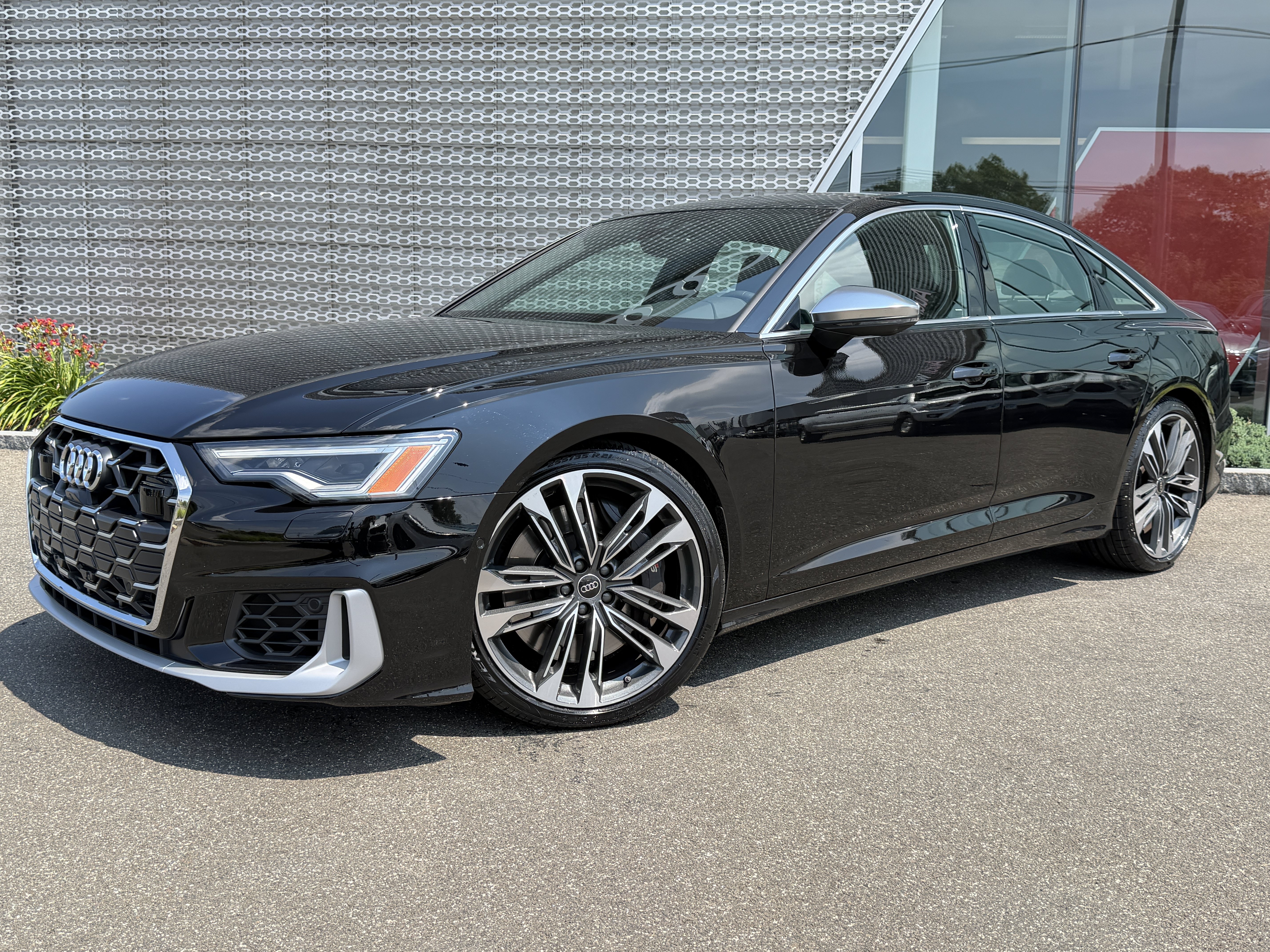 Certified 2024 Audi S6 Premium Plus w/ Premium Plus Package AWD/4WD image 1