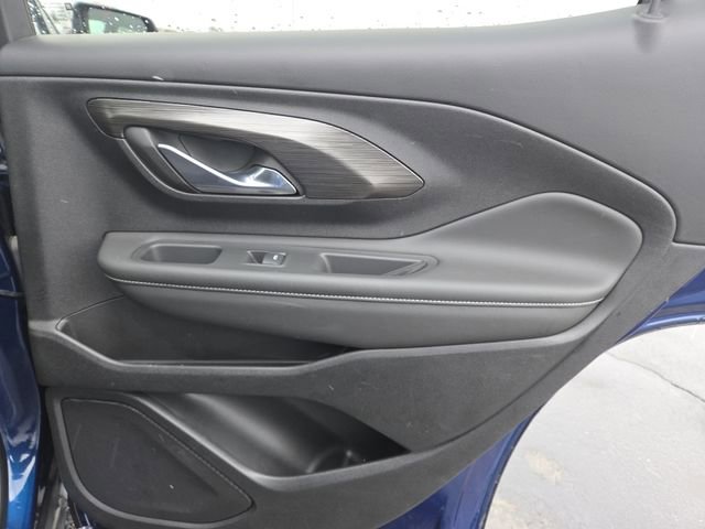 Used 2022 GMC Terrain SLE w/ Driver Convenience Package image 25