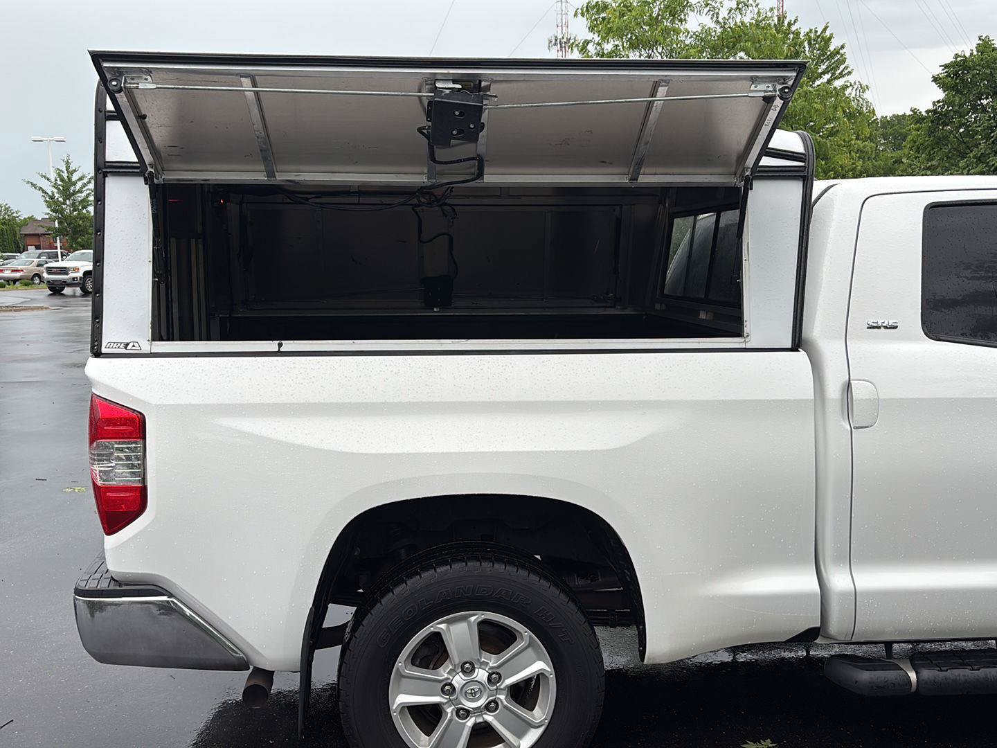 Used 2020 Toyota Tundra SR5 w/ SR5 Upgrade Package AWD/4WD image 16