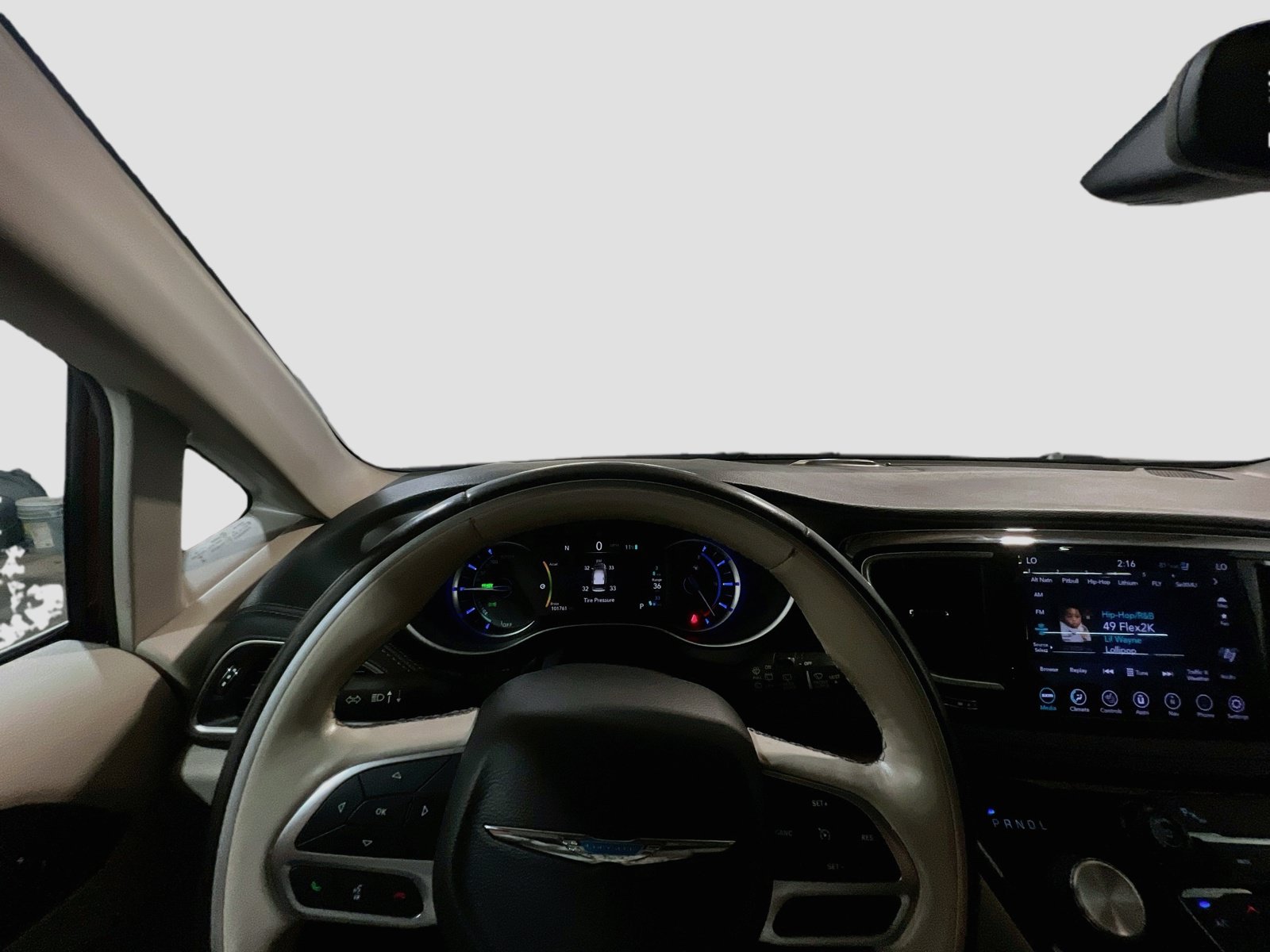 Used 2020 Chrysler Pacifica Limited FWD image 7