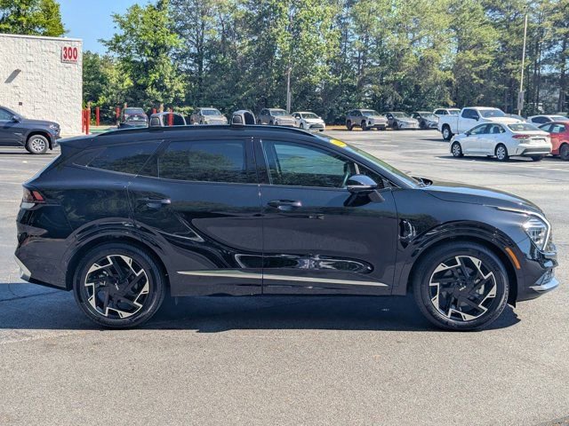 Used 2025 Kia Sportage SX image 8