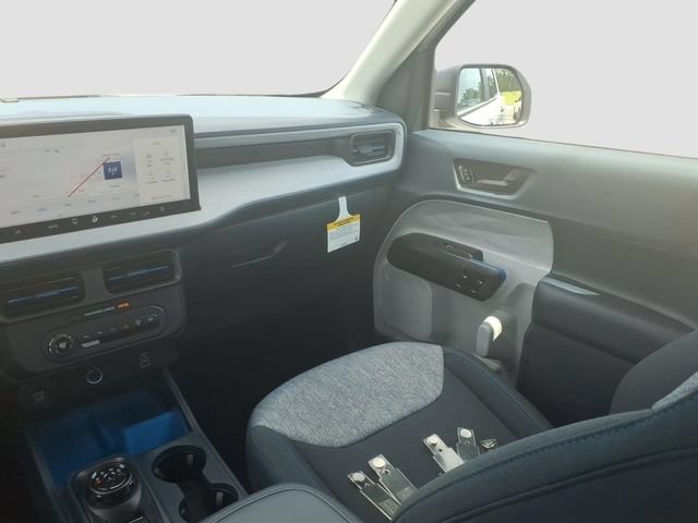 New 2026 Ford Maverick XLT FWD image 9