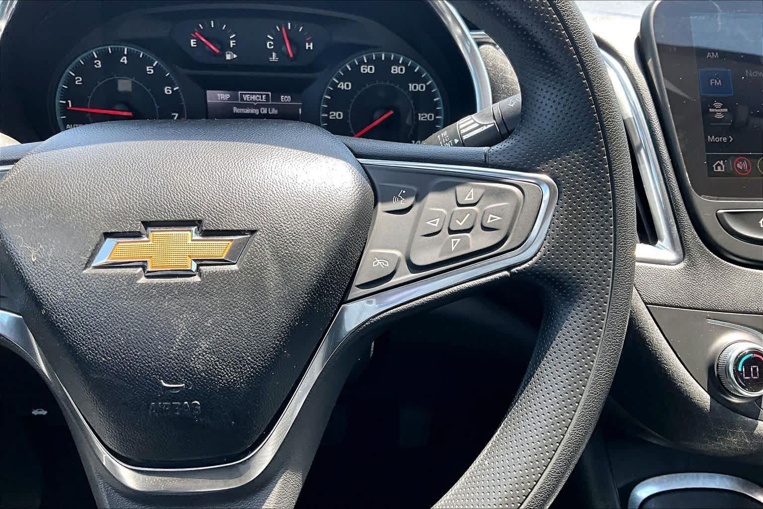 Used 2021 Chevrolet Malibu LT FWD image 24