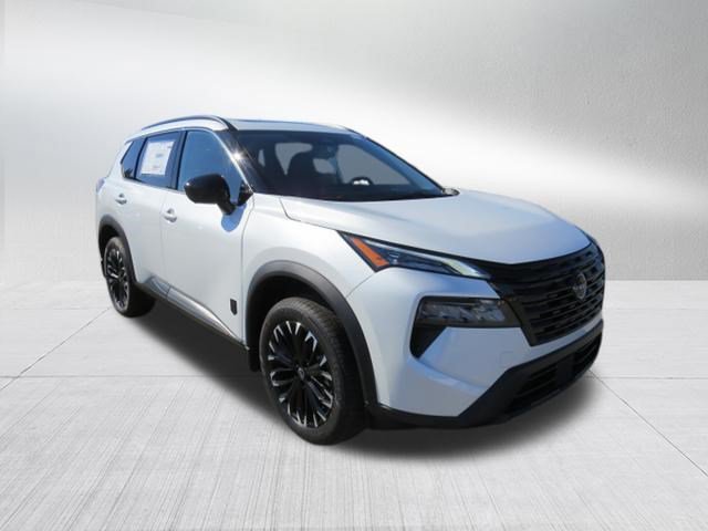 New 2026 Nissan Rogue Dark Armor FWD image 9