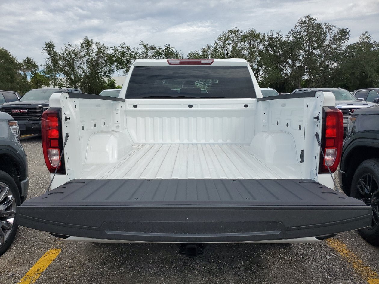 New 2026 GMC Sierra 1500 Pro w/ Graphite Edition AWD/4WD image 9