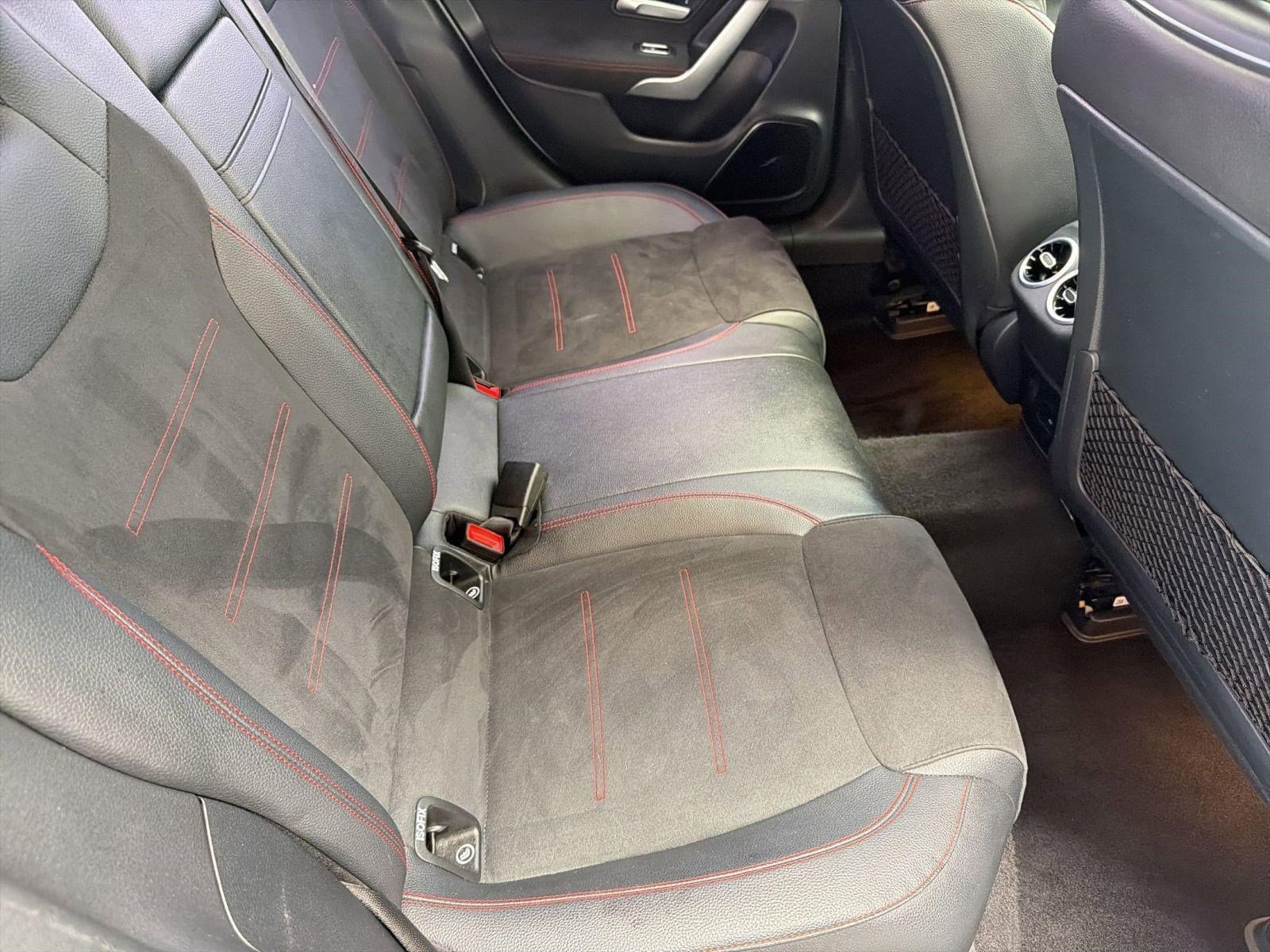 Used 2021 Mercedes-Benz CLA 250 image 30